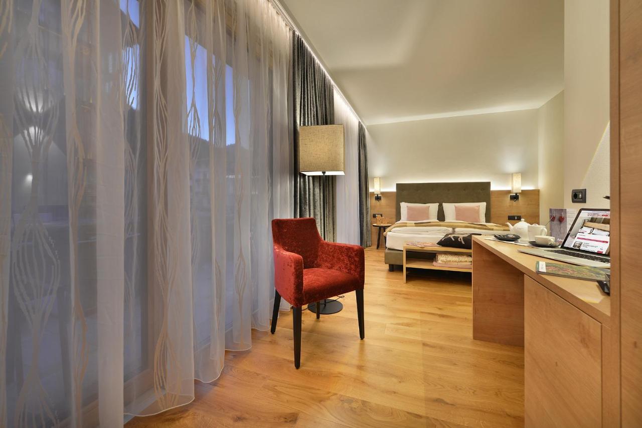 Roberta Loft - And Apartment